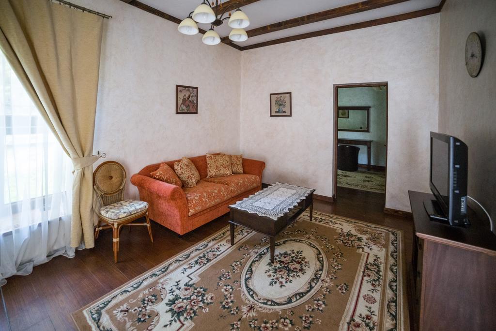Hotel Gnizdo Golubky Szajan Zewnętrze zdjęcie