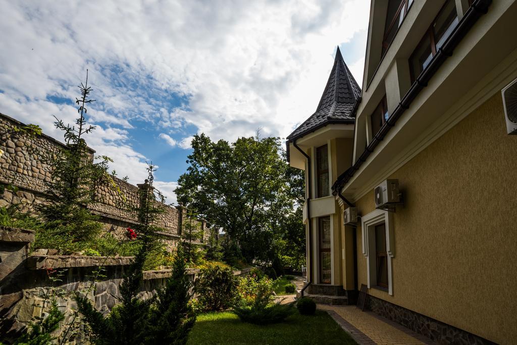 Hotel Gnizdo Golubky Szajan Zewnętrze zdjęcie