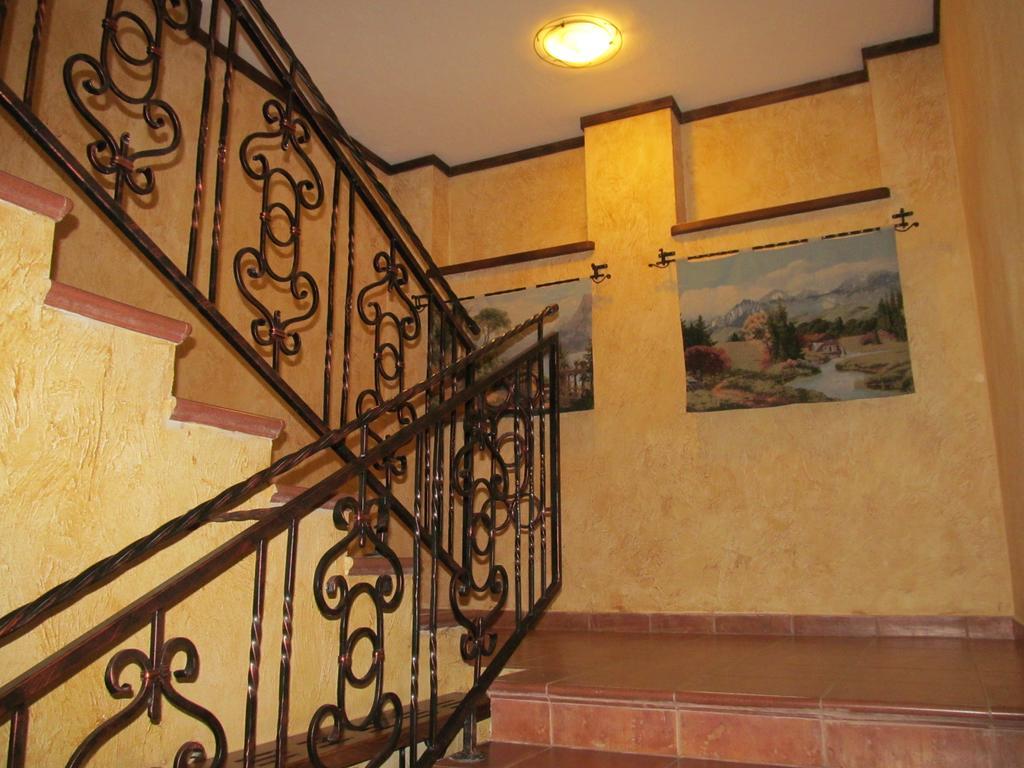 Hotel Gnizdo Golubky Szajan Zewnętrze zdjęcie
